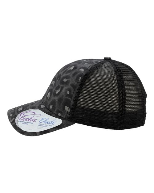 Women's Modern Trucker Cap – Detail