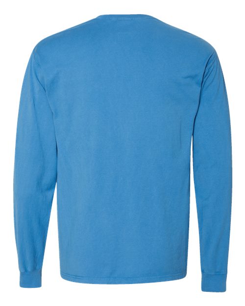Unisex Garment-Dyed Long Sleeve T-Shirt With a Pocket