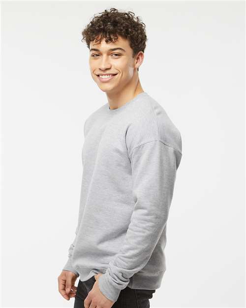 Unisex Fleece Crewneck Sweatshirt – On Model – Side