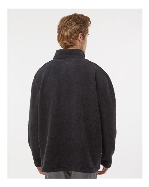 Men's Everest Fleece Quarter-Zip Pullover – On Model – Back