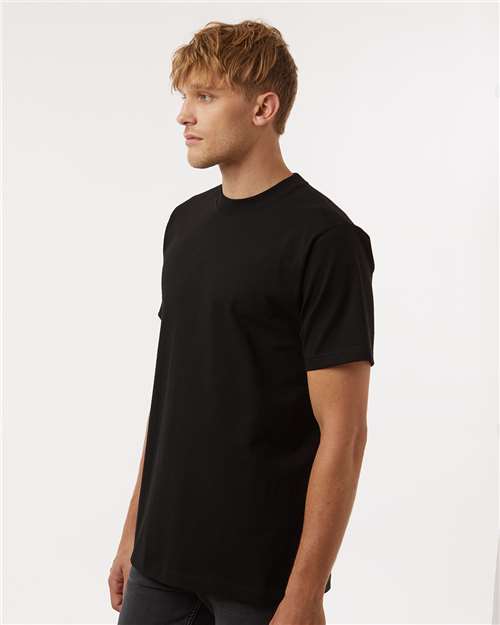 Unisex Heavyweight Street T-Shirt – On Model – Side