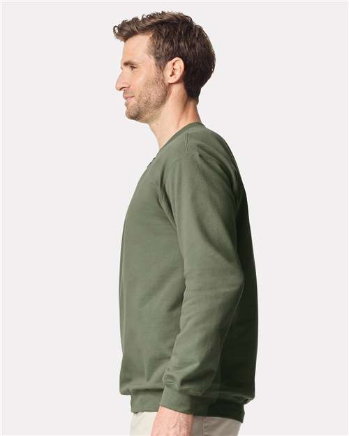 Unisex Softstyle® Midweight 1/4 Zip Sweatshirt
