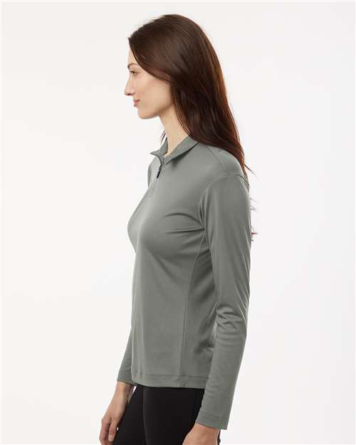 Women's Pro-Lock Performance Quarter-Zip Pullover – On Model – Side
