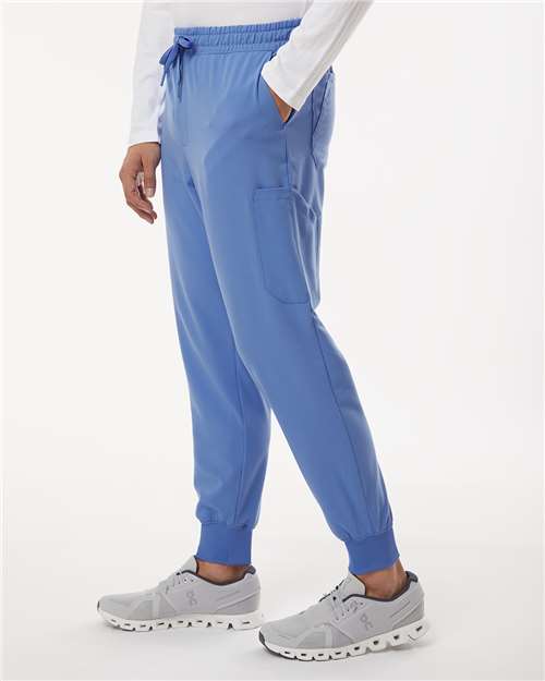Men's Osmo 8-Pocket Scrub Joggers – On Model – Side