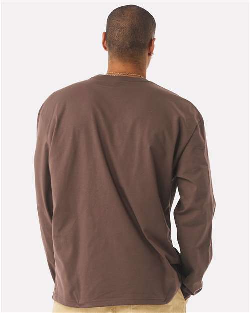 Model Back