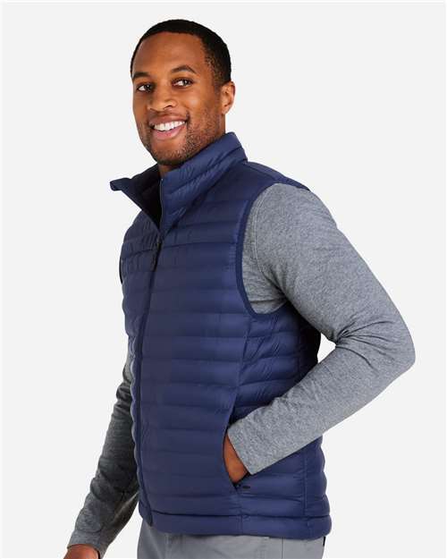 Men's Echo Featherless Vest – On Model – Side