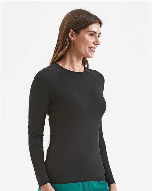 Women's Unstoppable Long Sleeve Fresh Underscrub Base Layer T-Shirt – On Model – Side
