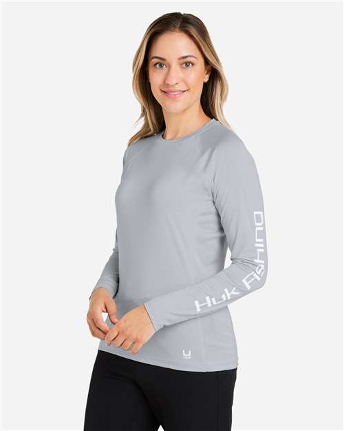 Women's LoPro Pursuit T-Shirt – On Model – Side