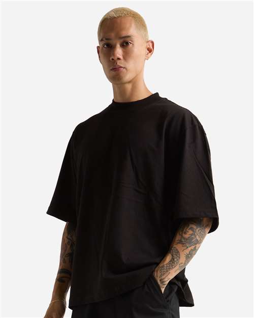 Unisex Max Heavyweight Oversized T-Shirt – On Model – Side