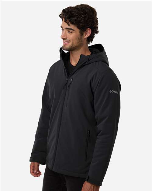 Men's Gate Racer™ II Soft Shell Jacket – On Model – Side