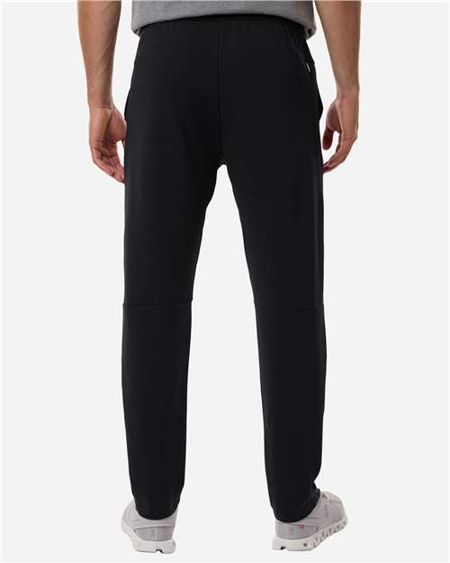 Men's Perform Fleece Pants – On Model – Back