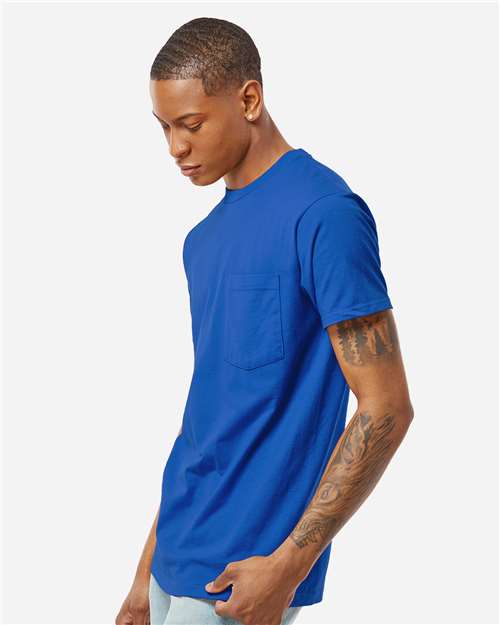 Unisex Heavyweight Jersey Pocket T-Shirt – On Model – Side
