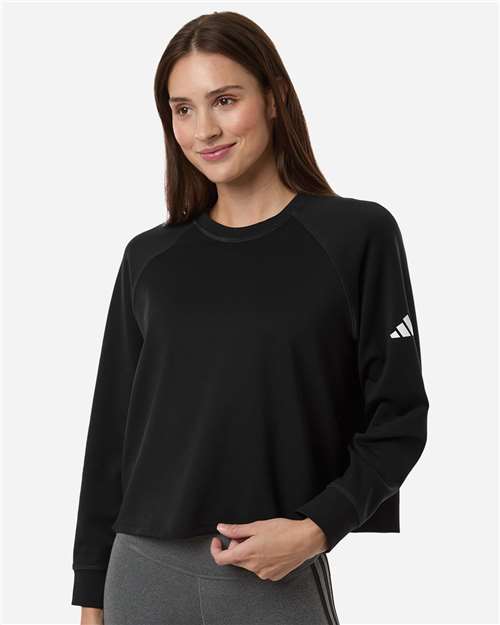 Women's Beyond Side-Snap Crewneck Sweatshirt