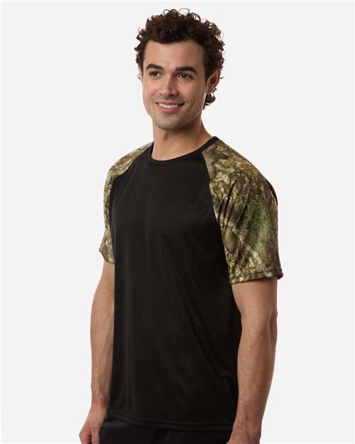 Unisex Realtree® Performance Colorblock T-Shirt – On Model – Side