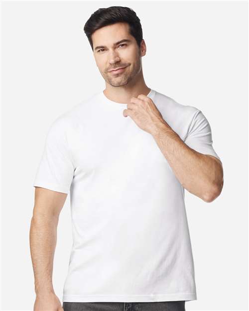 Gildan 64PLSMA Camiseta unisex con estampado de plasma Softstyle® Model Shot