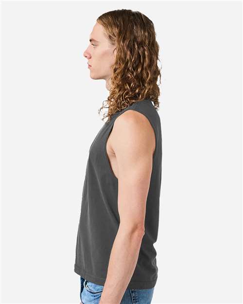 Unisex Heavyweight Cotton Garment-Dyed Mid-Length Muscle Tee – On Model – Side