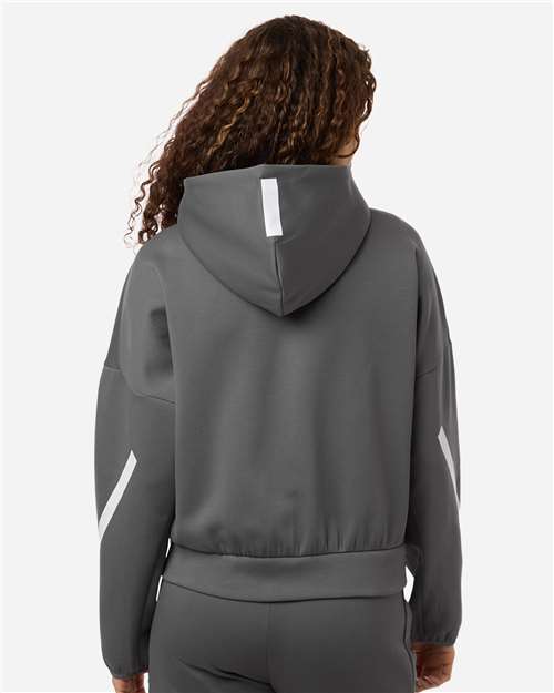 Model Back