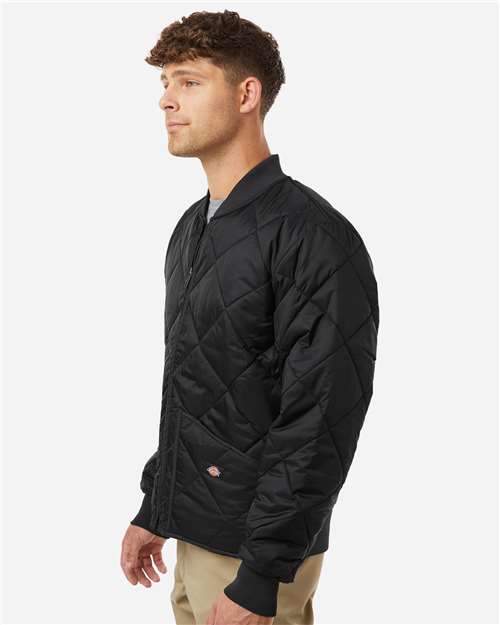 Men's Diamond Quilted Jacket – On Model – Side