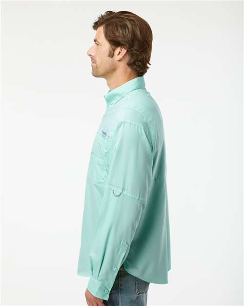 Men's PFG Tamiami™ II Fishing Shirt – On Model – Side