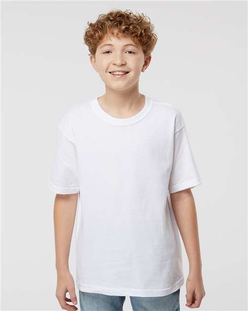 M&O 4850 Camiseta juvenil dorada de tacto suave Model Shot