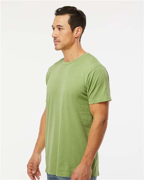 Unisex Vintage Garment-Dyed T-Shirt – On Model – Side