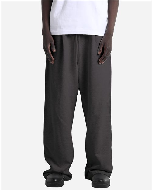Unisex Garment-Dyed Pleated Fleece Pants