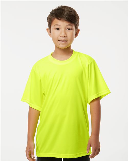 C2 Sport 5200 T-shirt Performance pour enfants Model Shot